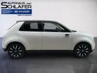 Gebraucht Honda e Advance 113 kW (154 PS) 2021 Platinum white p. Kleinwagen