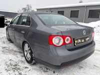 Gebraucht VW Jetta Comfortline 116 PS (85 kW) 2006 Grau Limousine