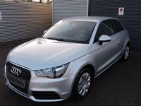 Gebraucht Audi A1 Attraction 122 PS (89 kW) 2010 Silber Kleinwagen