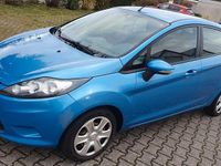 Gebraucht Ford Fiesta Trend 82 PS (60 kW) 2011 Blau Kleinwagen
