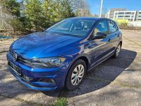 Gebraucht VW Polo Trendline 65 PS (47 kW) 2019 Reef blue metallic Kleinwagen