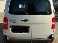 Gebraucht Peugeot Expert 136 PS (100 kW) 2018 Silber Van