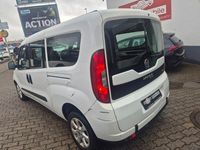 Gebraucht Fiat Doblò 120 PS (88 kW) 2018 Weiß Van / Kleinbus