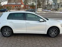 Gebraucht VW Golf VII Allstar 110 PS (80 kW) 2017 Weiß Coupé