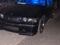 Second-hand BMW 323 170 CP (125 kW) 1995 Negru Berlinǎ