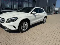 Gebraucht Mercedes GLA180 122 PS (89 kW) 2016 Weiß SUV