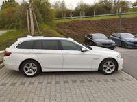 Gebraucht BMW 530 258 PS (189 kW) 2016 Weiß Kombi