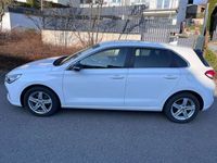 gebraucht Hyundai i30 i301.6 CRDI Intro Edition