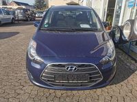 Gebraucht Hyundai i20 125 PS (91 kW) 2019 Blau Van / Kleinbus