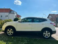 Gebraucht Nissan Qashqai 136 PS (100 kW) 2015 Weiß SUV
