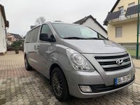 Gebraucht Hyundai H-1 170 PS (125 kW) 2017 Grau Van / Kleinbus