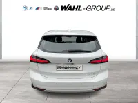 Gebraucht BMW 220 Active Tourer Performance 170 PS (125 kW) 2025 Weiß Van / Kleinbus