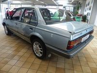 Gebraucht Opel Ascona 75 PS (55 kW) 1988 Silber Limousine