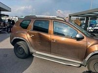 Second-hand Dacia Duster 105 CP (77 kW) 2011 Maro SUV