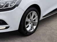 Gebraucht Renault Clio IV LIMITED 73 PS (53 kW) 2017 Weiß Limousine