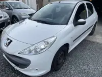 Gebraucht Peugeot 206+ 73 PS (53 kW) 2011 Weiß Kleinwagen