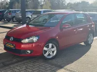 Gebraucht VW Golf VI Team 105 PS (77 kW) 2011 Rot Kleinwagen