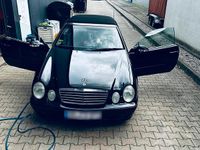Gebraucht Mercedes CLK320 218 PS (160 kW) 2001 Schwarz Cabrio
