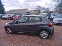 Gebraucht Peugeot 208 Active 82 PS (60 kW) 2016 Grau Kleinwagen