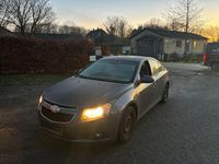 Gebraucht Chevrolet Cruze LS 141 PS (103 kW) 2012 Grau Limousine