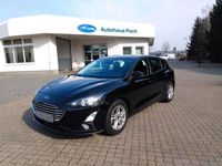 Gebraucht Ford Focus Cool & Connect 125 PS (91 kW) 2020 Obsidianschwarzmetallic Limousine