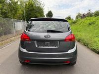 Gebraucht Kia Venga Spirit 125 PS (91 kW) 2011 Grau Kleinwagen