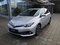 Gebraucht Toyota Auris Comfort 99 PS (72 kW) 2015 Silver metallic Limousine
