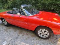 Gebraucht Alfa Romeo Spider 126 PS (92 kW) 1979 Rot Cabrio