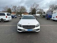 Gebraucht Mercedes E200 150 PS (110 kW) 2018 Polarweiss  unilack Kombi