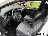 Gebraucht VW Touran Style 150 PS (110 kW) 2025 Pure white Van / Kleinbus
