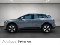 Neu Audi Q4 e-tron Sport 150 kW (204 PS) 2026 Grau SUV