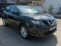 Gebraucht Nissan Qashqai Acenta 116 PS (85 kW) 2017 Schwarz SUV