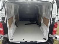 Uusi Citroën e-Jumpy 100 kW (136 HP) 2025 Valkoinen Tila-auto