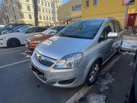 Gebraucht Opel Zafira 125 PS (91 kW) 2012 Silber Van / Kleinbus