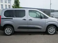 Neu Fiat Doblò Comfort 131 PS (96 kW) 2026 Grau Van / Kleinbus