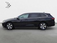 Gebraucht VW Passat IQ Drive 150 PS (110 kW) 2024 Grenadillschwarz metallic Kombi