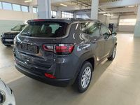 Gebraucht Jeep Compass Altitude 131 PS (96 kW) 2024 Grau SUV