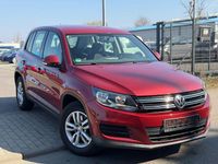 Gebraucht VW Tiguan Trendline 122 PS (89 kW) 2014 Rot SUV