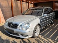 Second-hand Mercedes E500 306 CP (225 kW) 2006 Argintiu Break