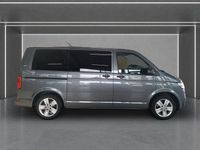 Gebraucht VW Multivan Trendline 150 PS (110 kW) 2021 Grau Van