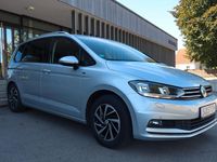 Używany VW Touran Join 150 KM (110 kW) 2019 Srebrny Minivan