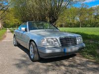 Brugt Mercedes E220 1993 Sølv Cabriolet