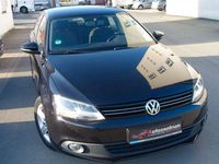 gebraucht VW Jetta VI Comfortline*NAVI*PDC*TEMPOMAT*TÜV+SERVI