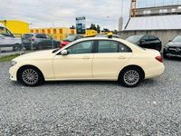 Gebraucht Mercedes E200 160 PS (117 kW) 2019 Hellelfenbein  unilack Limousine