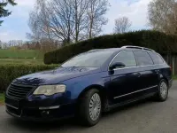 Gebraucht VW Passat 140 PS (102 kW) 2005 Blau Kombi