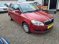 Gebraucht Skoda Fabia Ambition 60 PS (44 kW) 2014 Rot Kleinwagen
