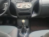 Gebraucht Toyota Yaris 87 PS (63 kW) 2004 Silber Kleinwagen