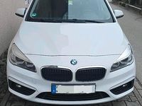 Gebraucht BMW 218 Active Tourer 150 PS (110 kW) 2015 Weiß Van / Kleinbus