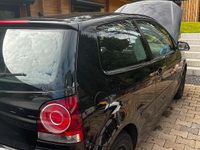 Gebraucht VW Polo 60 PS (44 kW) 2015 Schwarz Kleinwagen