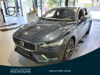 Gebraucht Volvo V60 Core 397 PS (291 kW) 2024 Blau Kombi